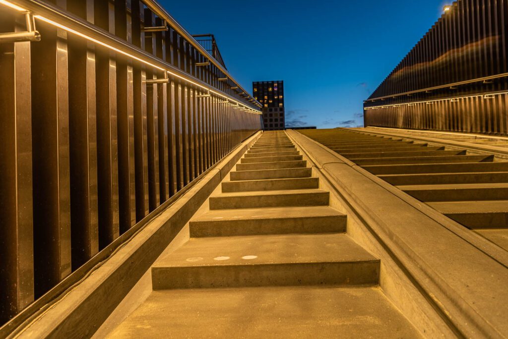 Trapleuning verlichting Den Haag holland spoor