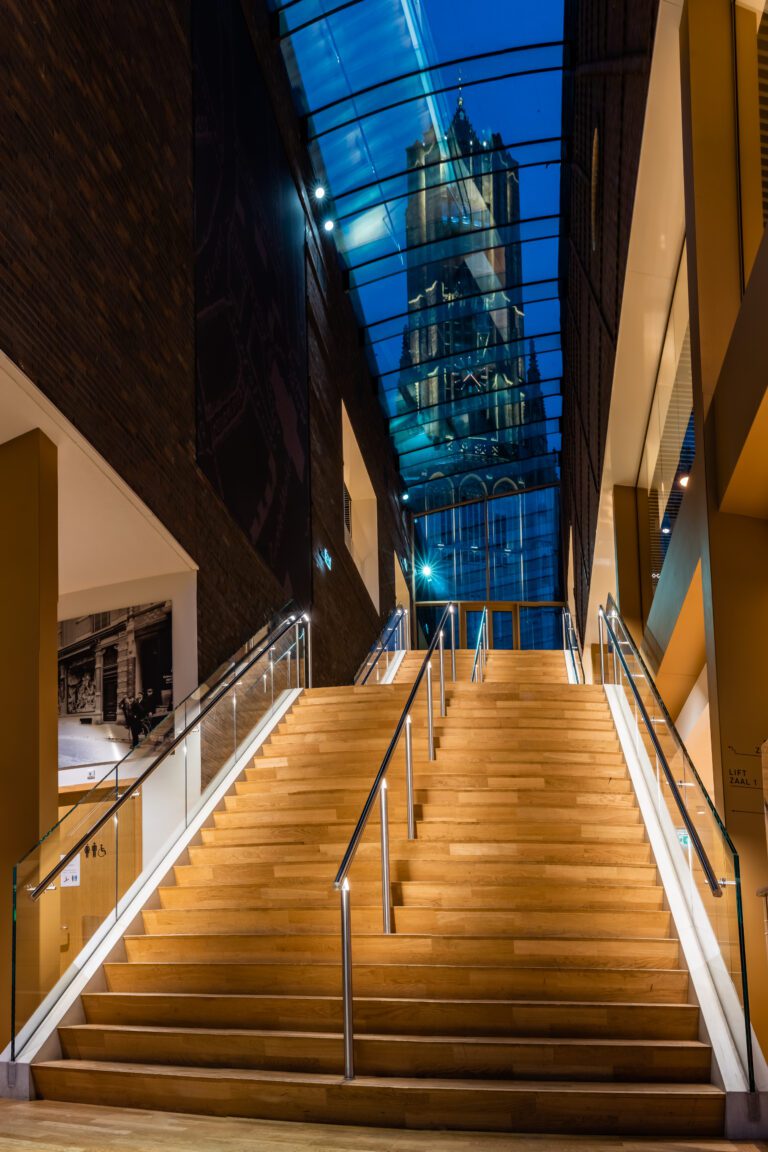 Focus filmtheater Arnhem trapverlichting