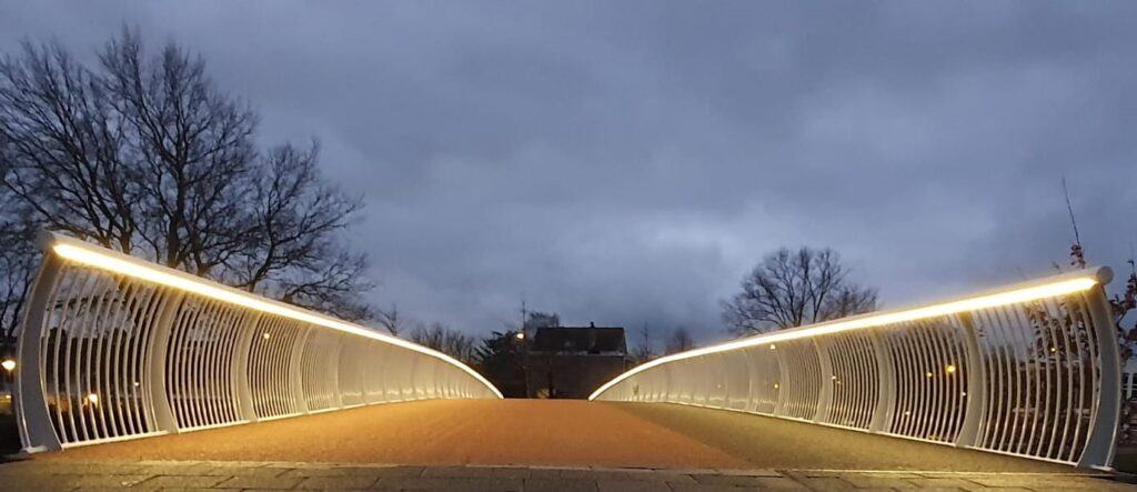 Jan Hendrik Oortbrug Oegstgeest verlichte leuning